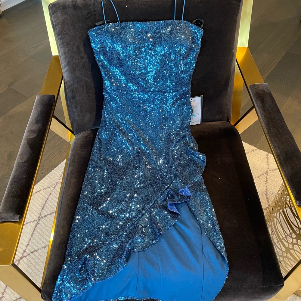 NWT Blue sequin embellished slit hem party dress 5/6